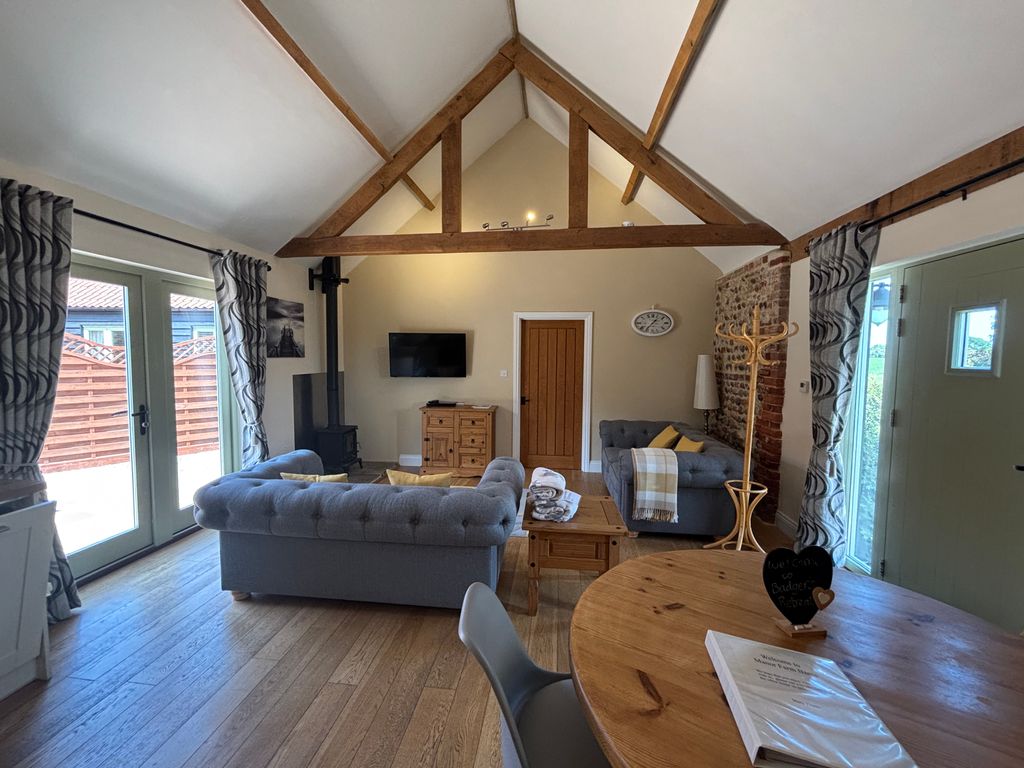 Property photo 3 of 11 Image