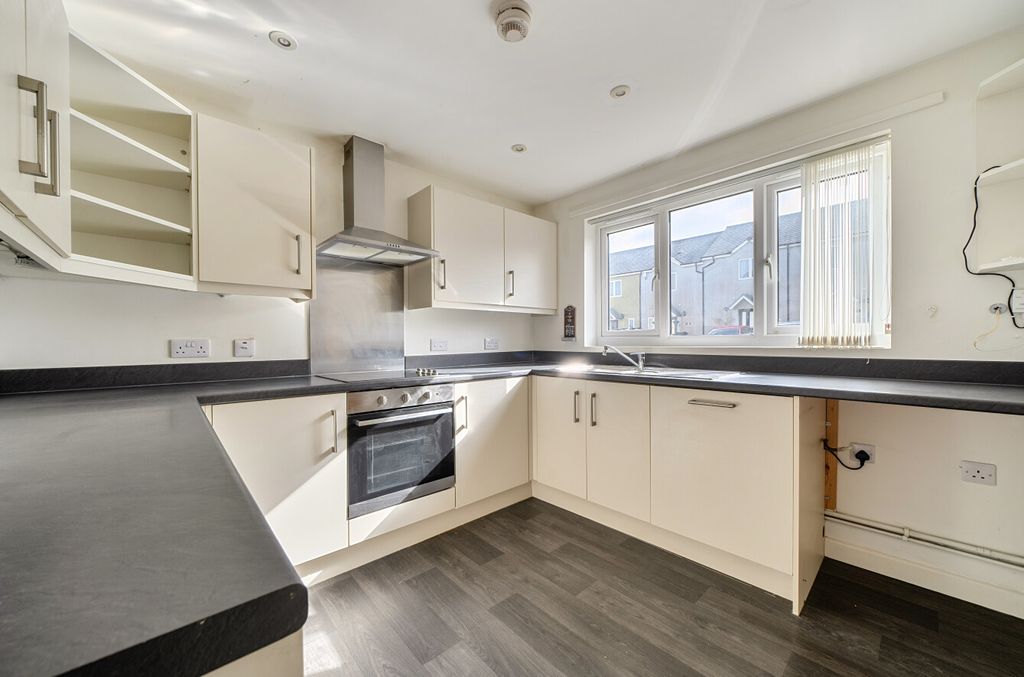 Property photo 3 of 12 1424717-10-69Ab0c...