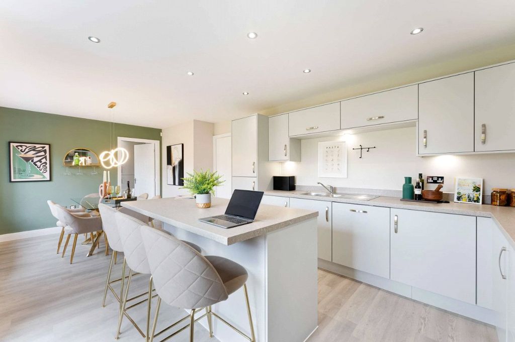 Property photo 2 of 11 Picture No. 27