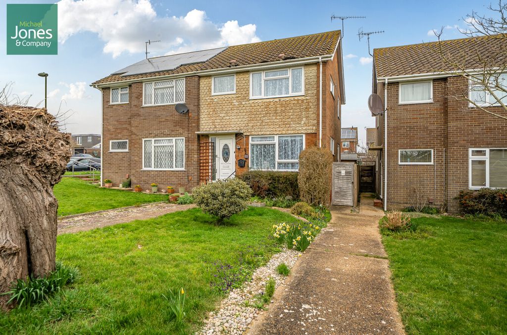 Property photo 1 of 8 Ef2Cdf15-21Ae-421...