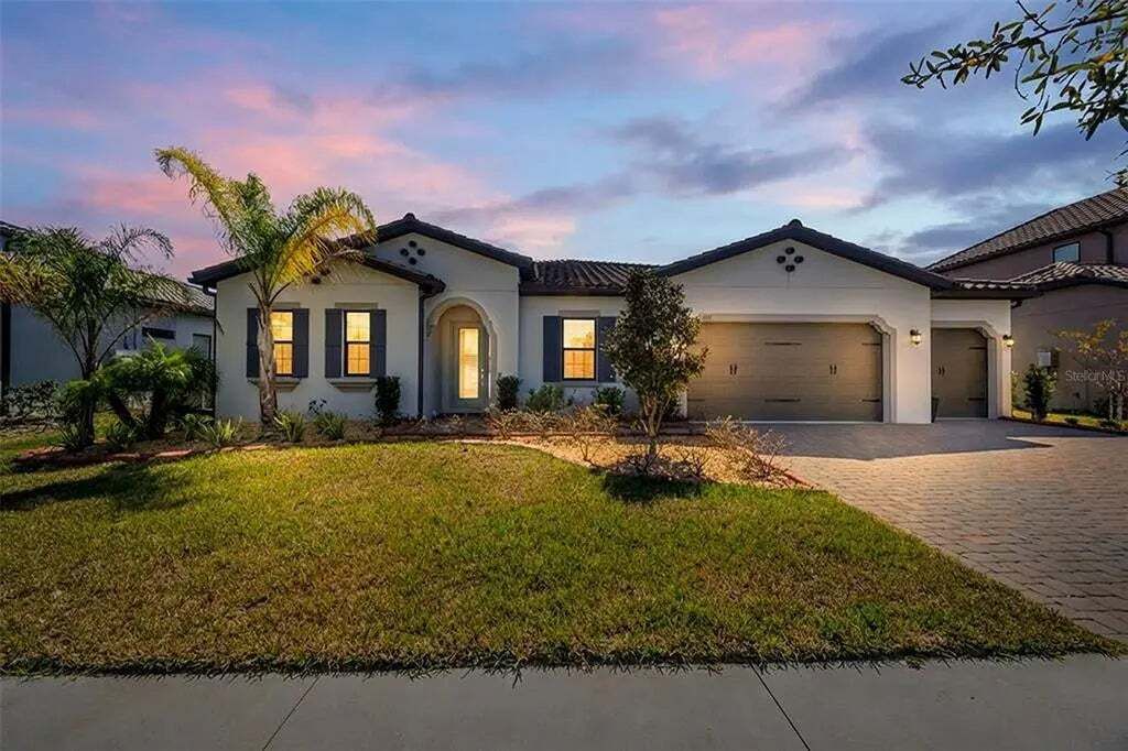 Property photo 1 of 20