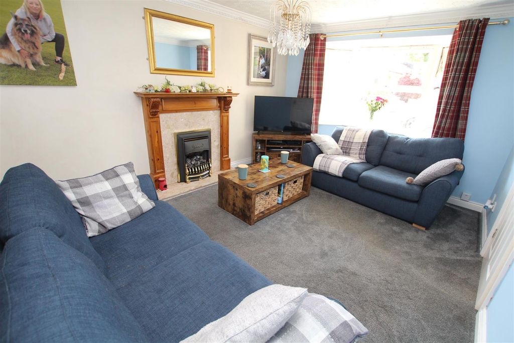 Property photo 3 of 26