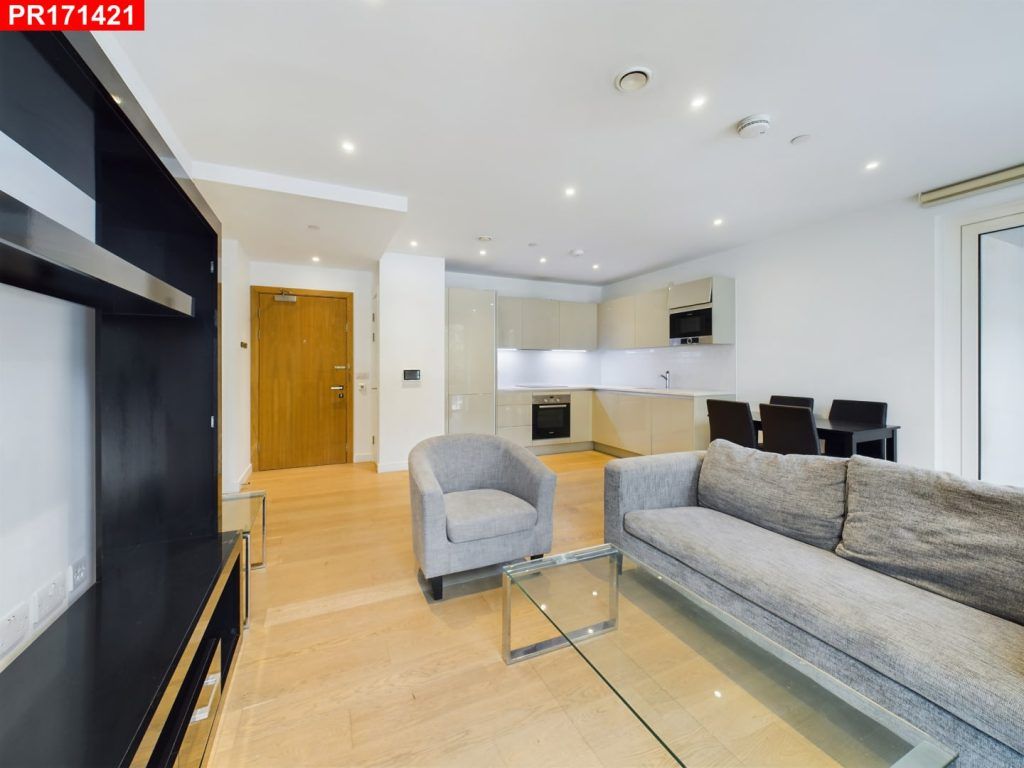 Property photo 1 of 9