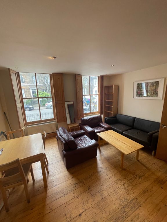 Property photo 2 of 8