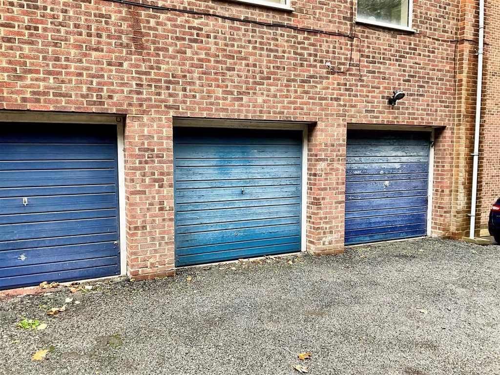 Property photo 3 of 10 9.Jpg