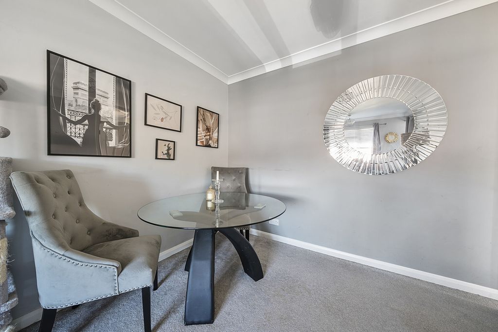Property photo 3 of 20 1317863-14-6870d7...