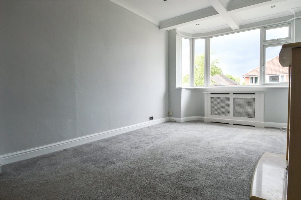 Property photo 3 of 14 Picture No. 25