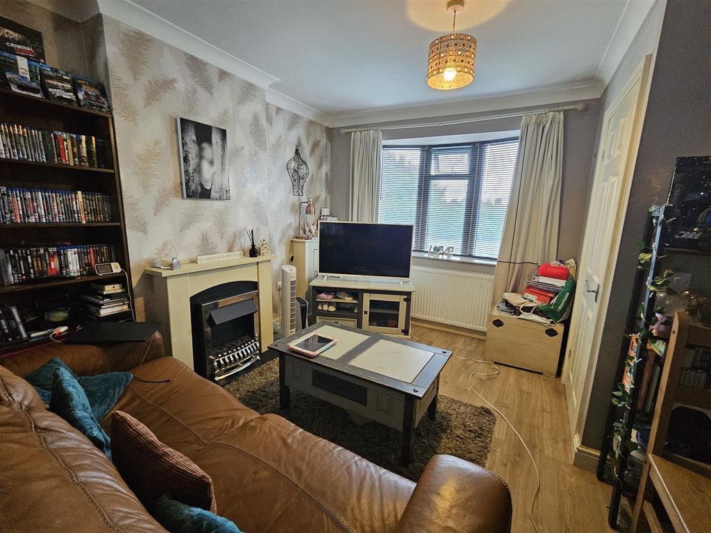 Property photo 2 of 7 Leeming Lane - Edited.Jpg