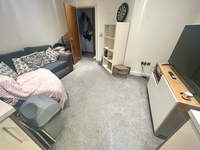 Property photo 3 of 6