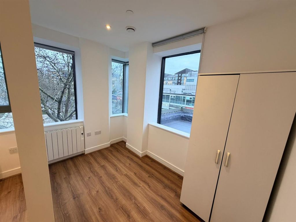 Property photo 3 of 5 Flat 34 Archer V.Jpg