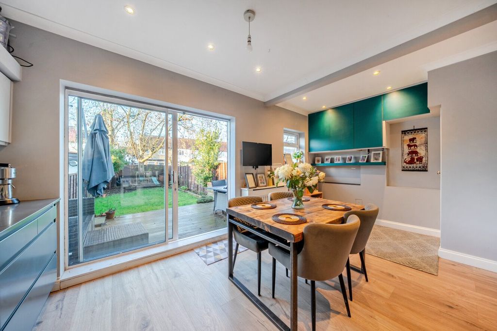 Property photo 3 of 11 Picture No. 07