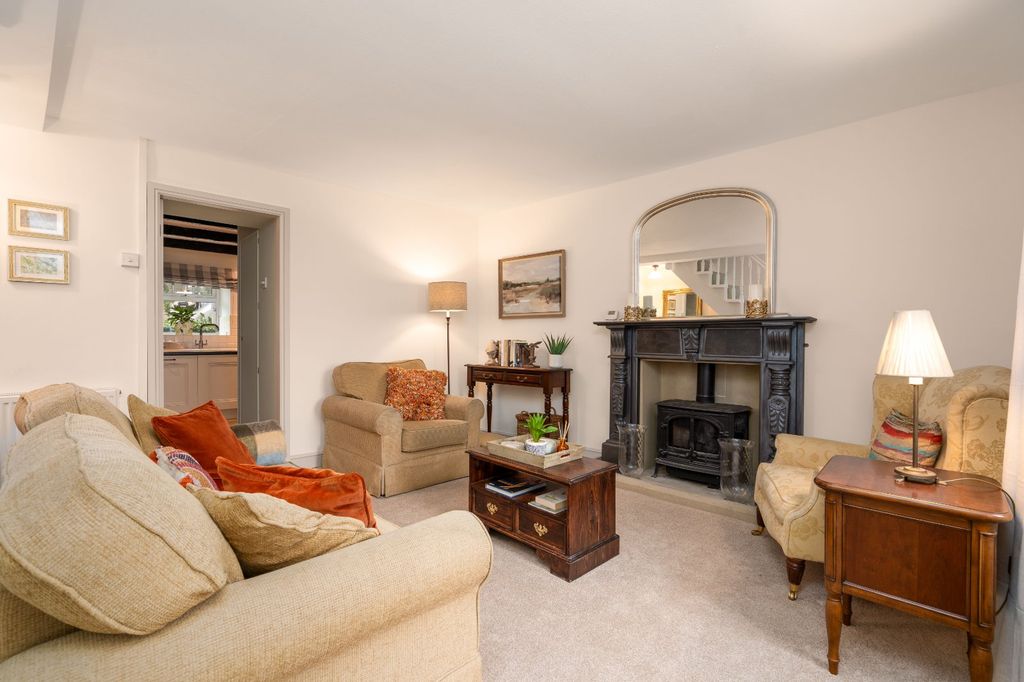 Property photo 1 of 22 Picture No. 11