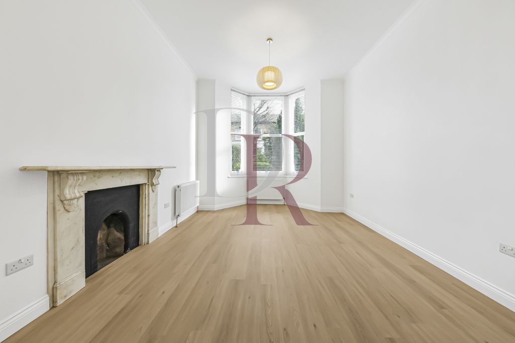 Property photo 2 of 18 Reception Room