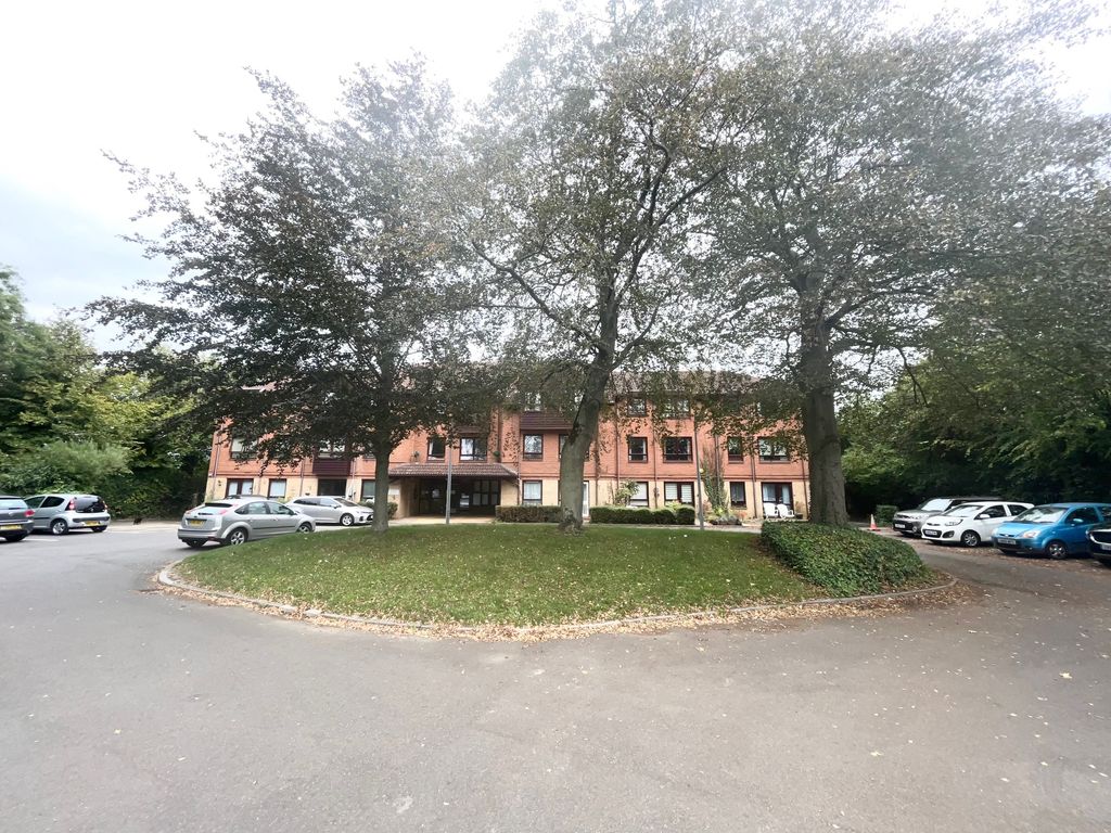 Property photo 1 of 18