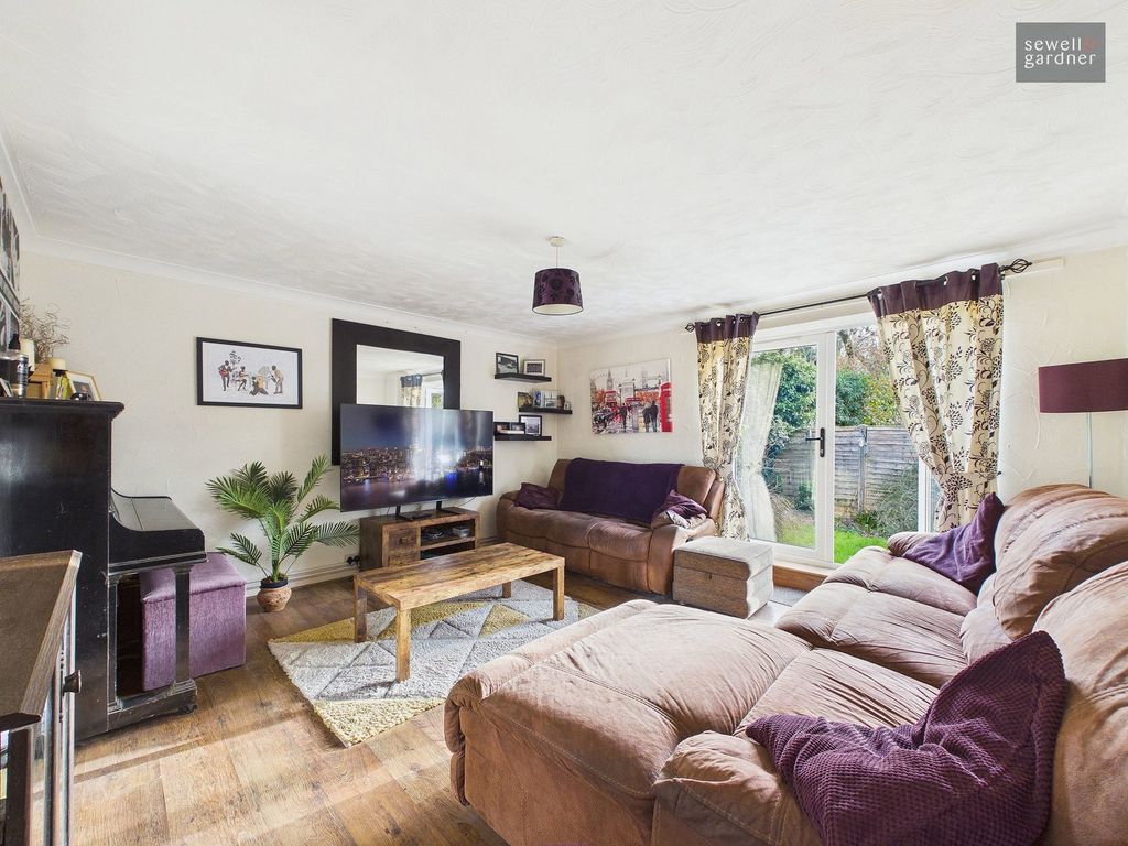 Property photo 3 of 16