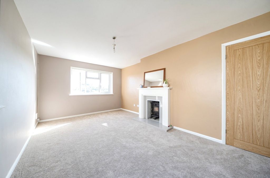 Property photo 2 of 10 Picture No. 01