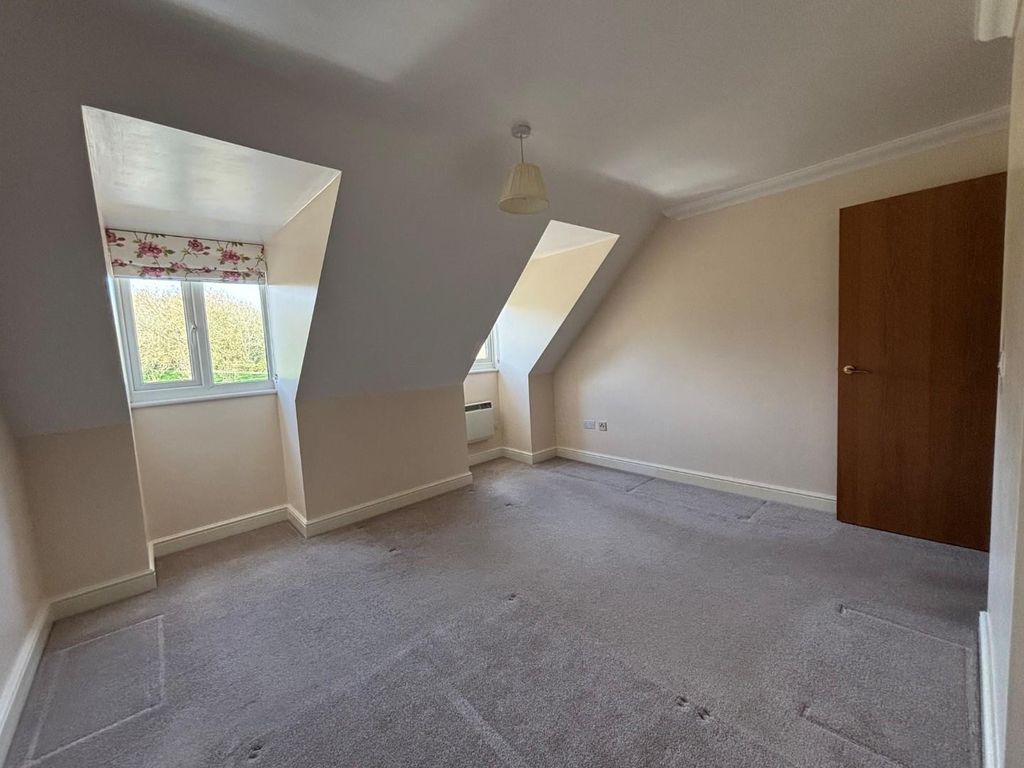 Property photo 3 of 12 4.Jpg