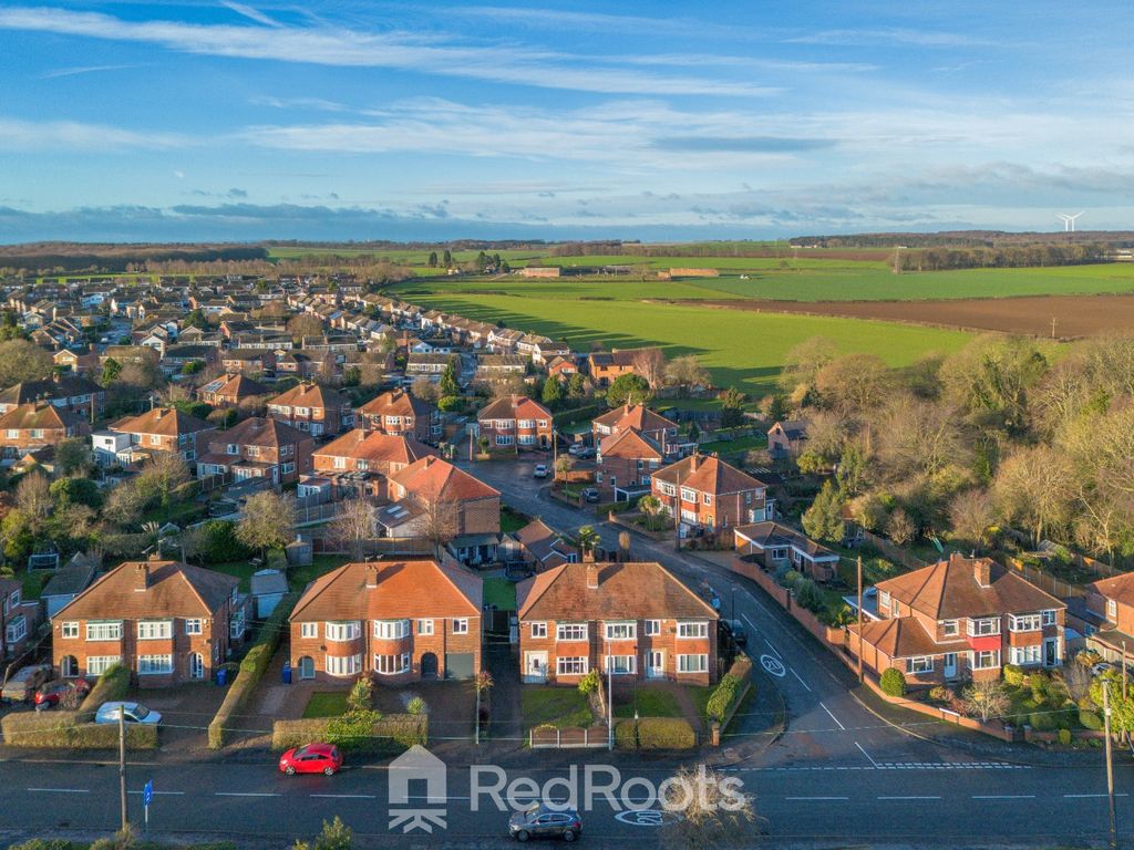 Property photo 2 of 35 4612453