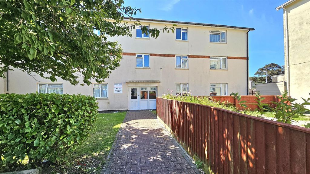 Property photo 2 of 11 A1Ucdj13Rusa3Cxqr8Rbng.Jpg