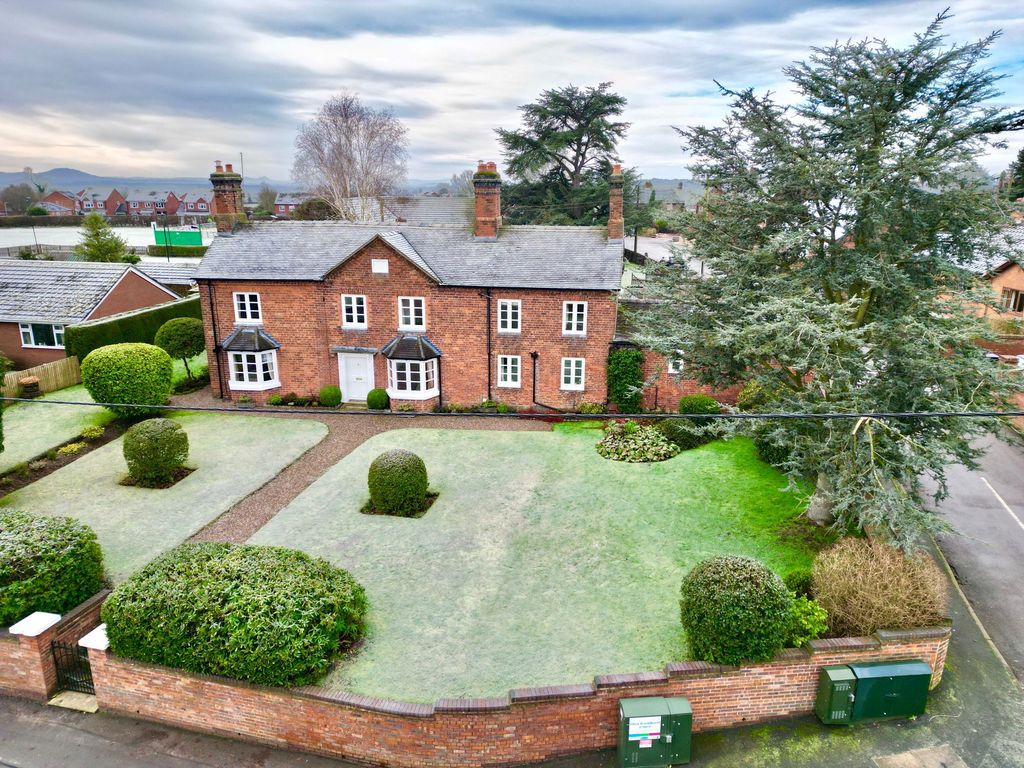 Property photo 1 of 46