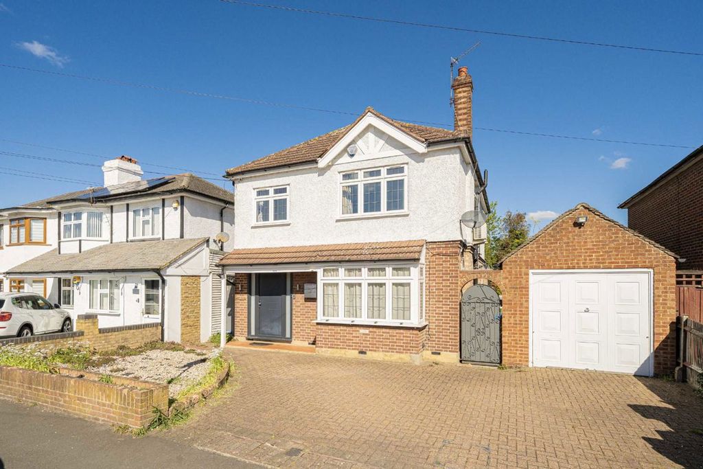 Property photo 1 of 8