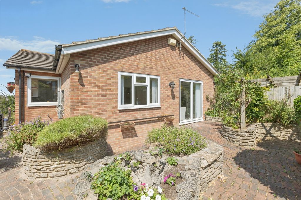 Property photo 1 of 20 Pbox-Img.Jpg