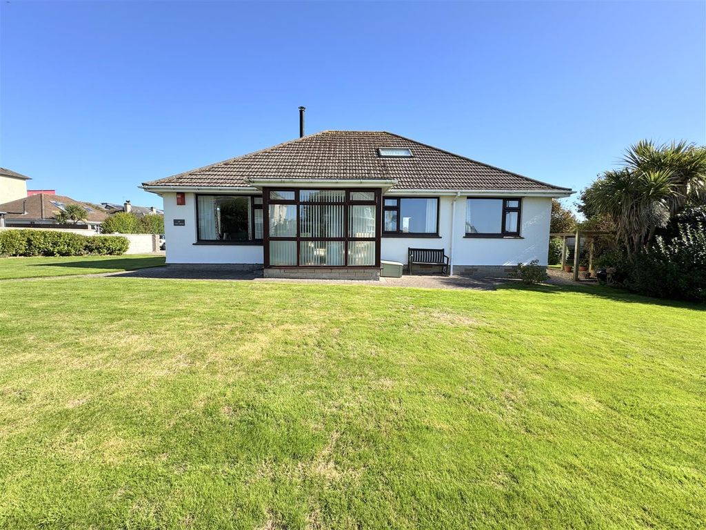 Property photo 1 of 23 Front