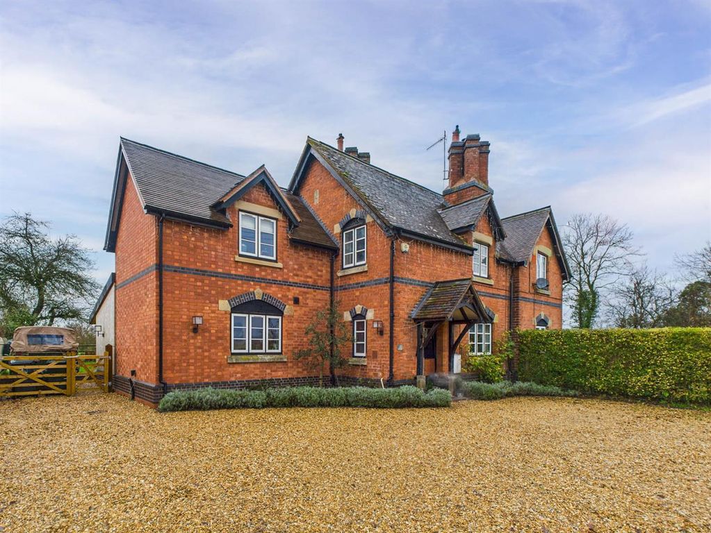 Property photo 1 of 21 Cam03972G0-Pr0210-Still027.Jpg