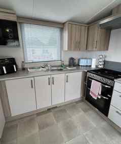 Property photo 3 of 5 Loire 4