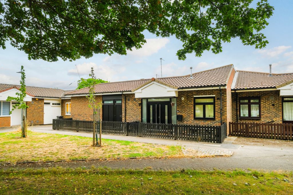 Property photo 1 of 20 Exterior