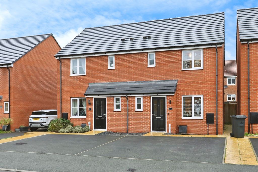 Property photo 1 of 14