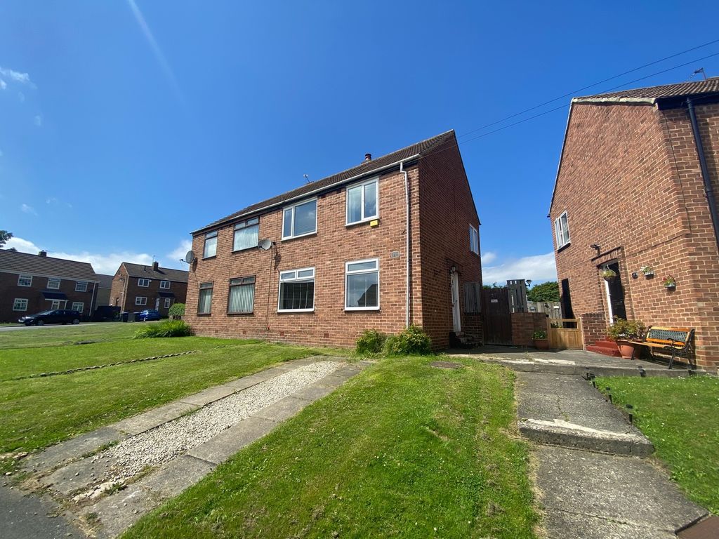 Property photo 1 of 9