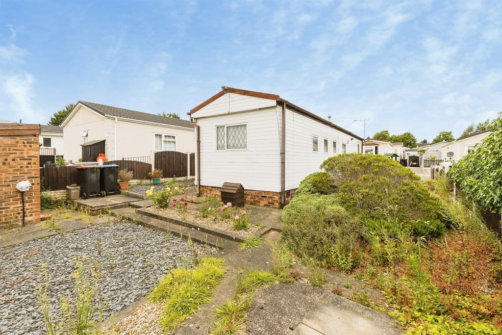 Property photo 3 of 16