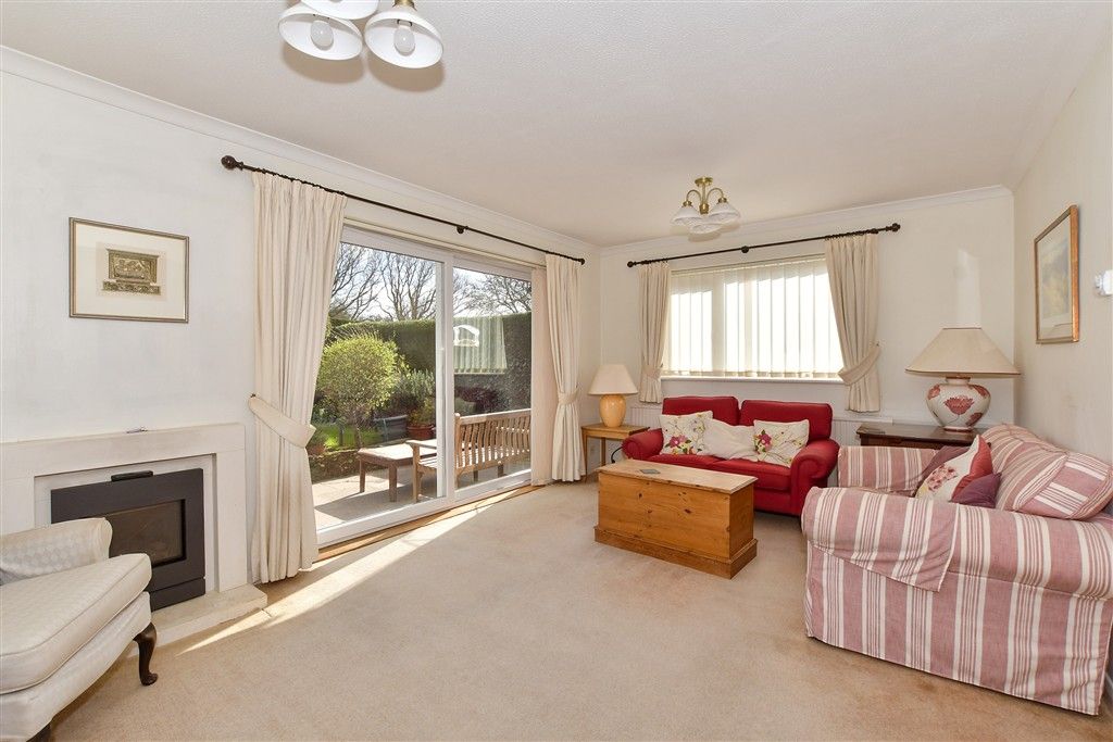 Property photo 1 of 16 Lounge/Dining Room