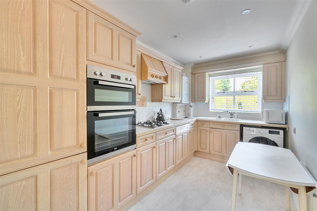 Property photo 2 of 21 1-6A570d1Ac8385-1493887-18-6A566Bff4146F-1.Jpg