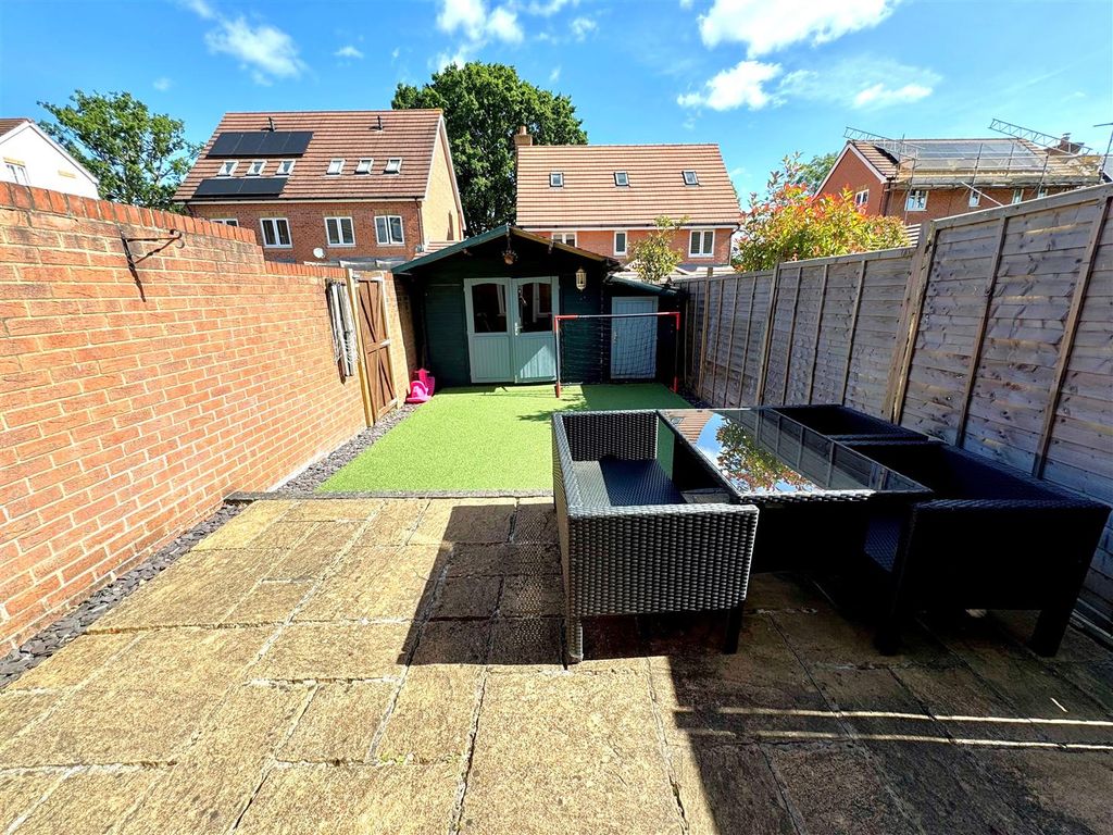 Property photo 2 of 16 New Garden 4.Jpg