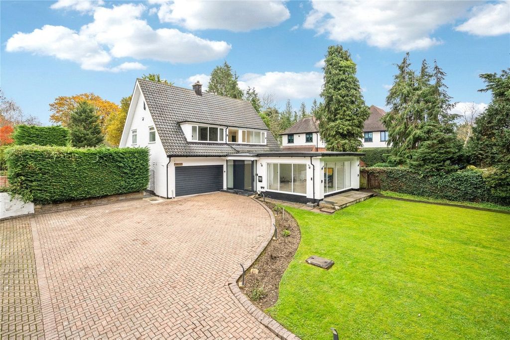 Property photo 1 of 24