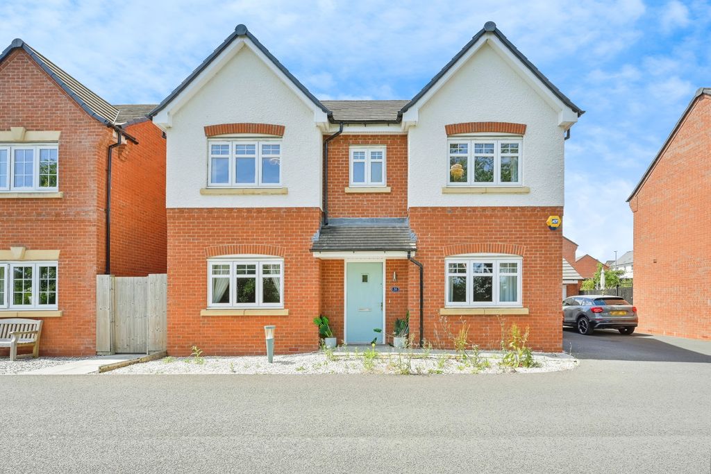 Property photo 2 of 16