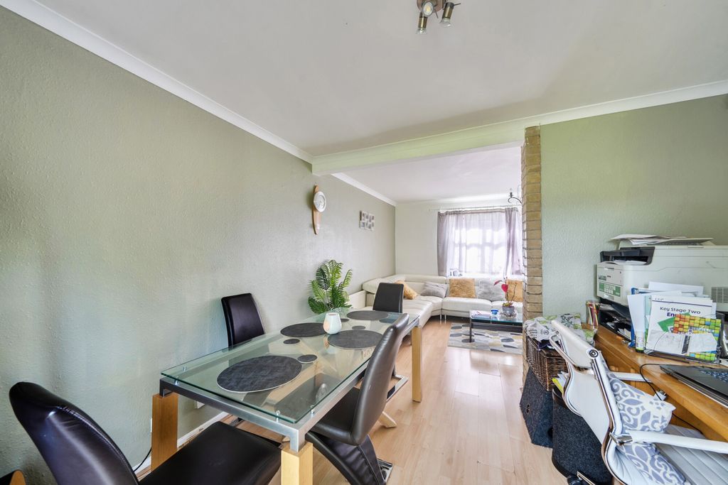 Property photo 3 of 20 1431239-14-69Caa0...