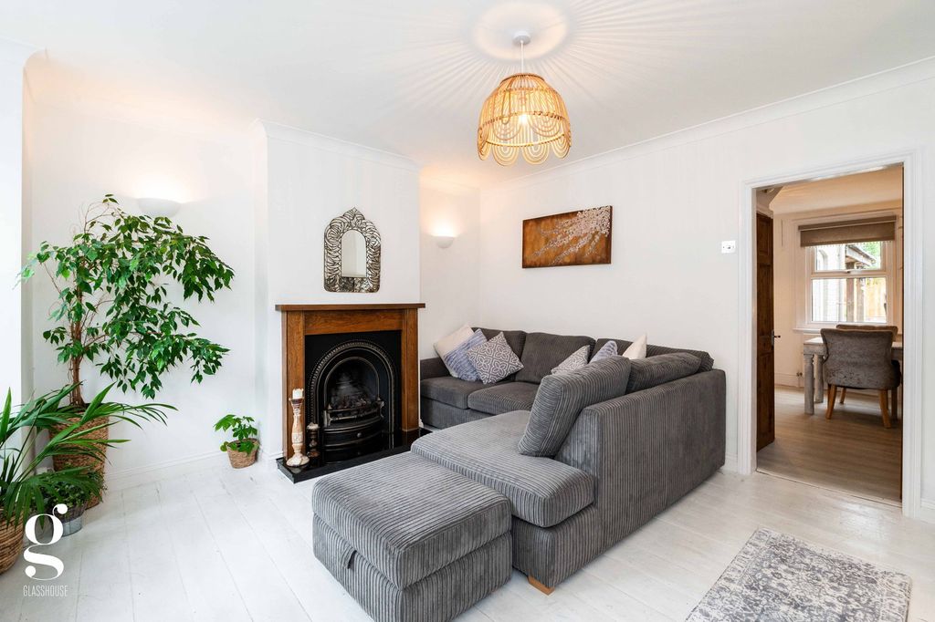 Property photo 2 of 29