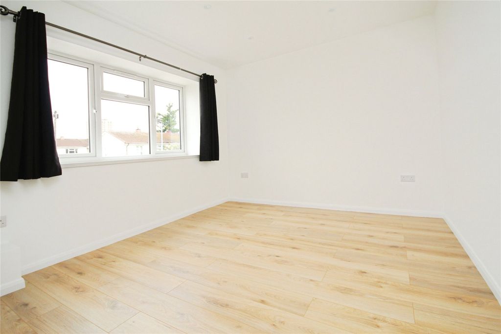Property photo 3 of 9 Picture No. 07