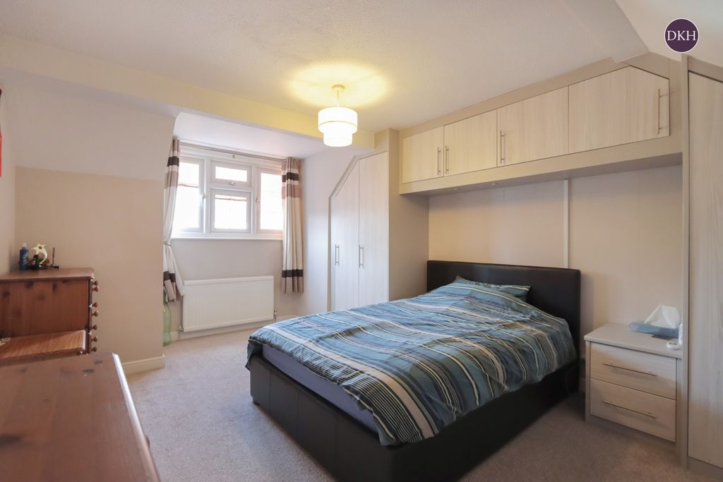 Property photo 3 of 15 Picture No. 01