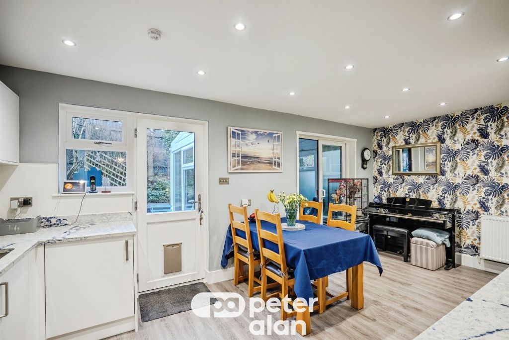 Property photo 3 of 29