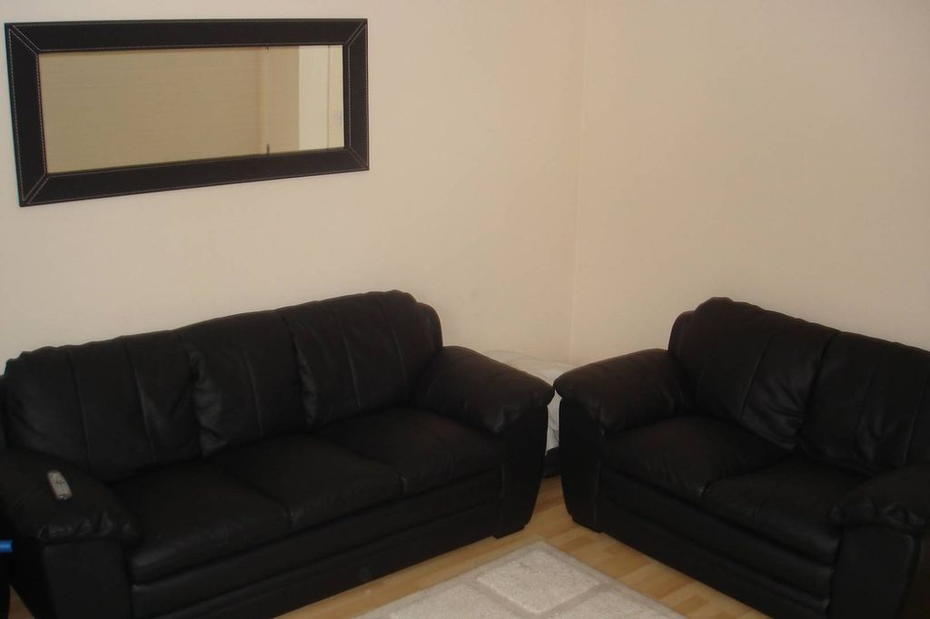 Property photo 3 of 15 Picture No. 06