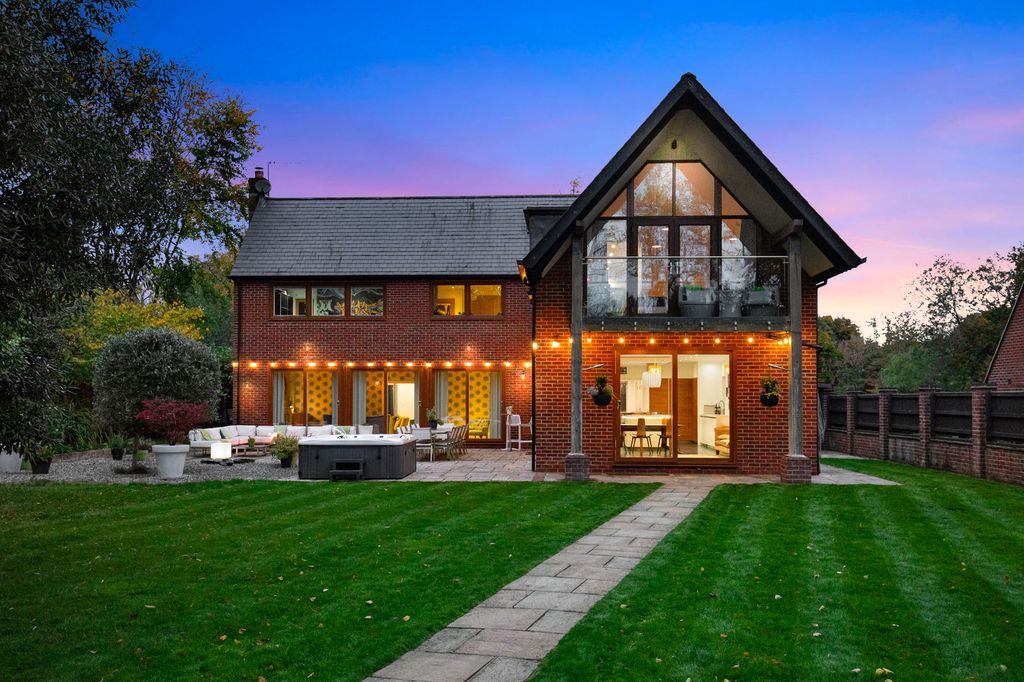 Property photo 1 of 45