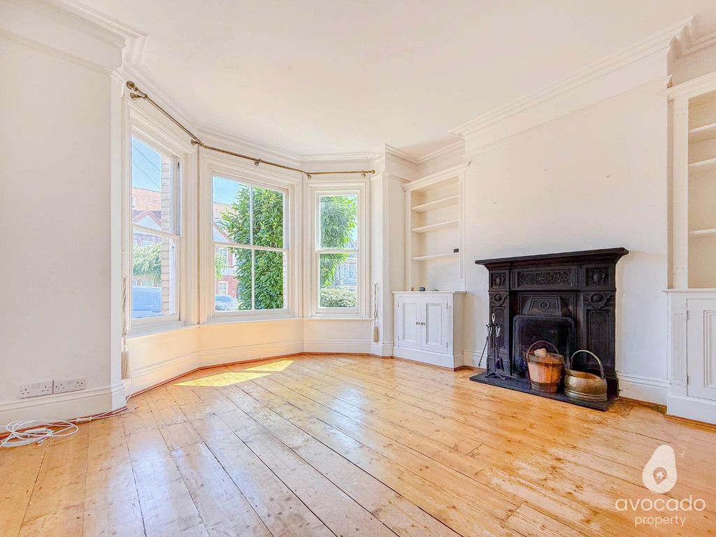Property photo 2 of 30 5256784