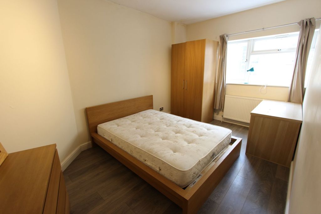 Property photo 1 of 30