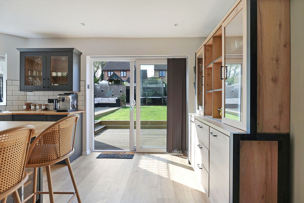 Property photo 2 of 18 Picture No. 09
