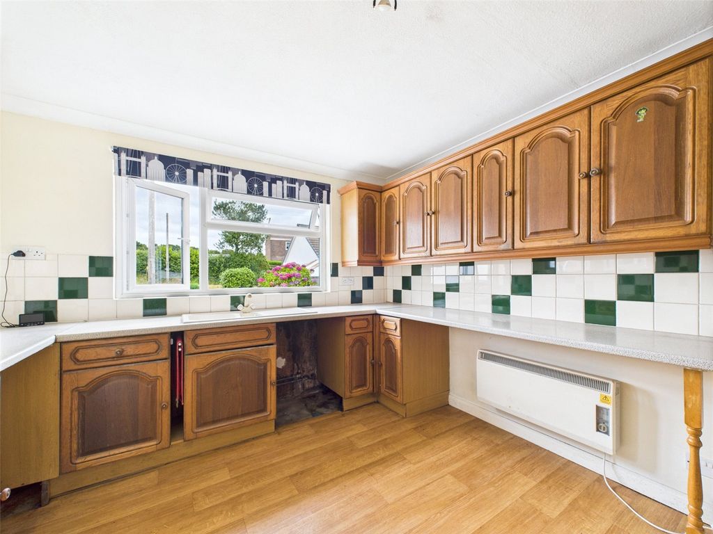 Property photo 3 of 18 Picture No. 12