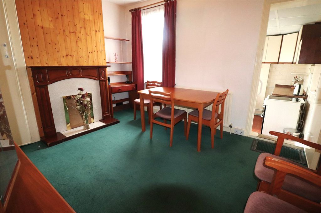 Property photo 3 of 13 Dining Room